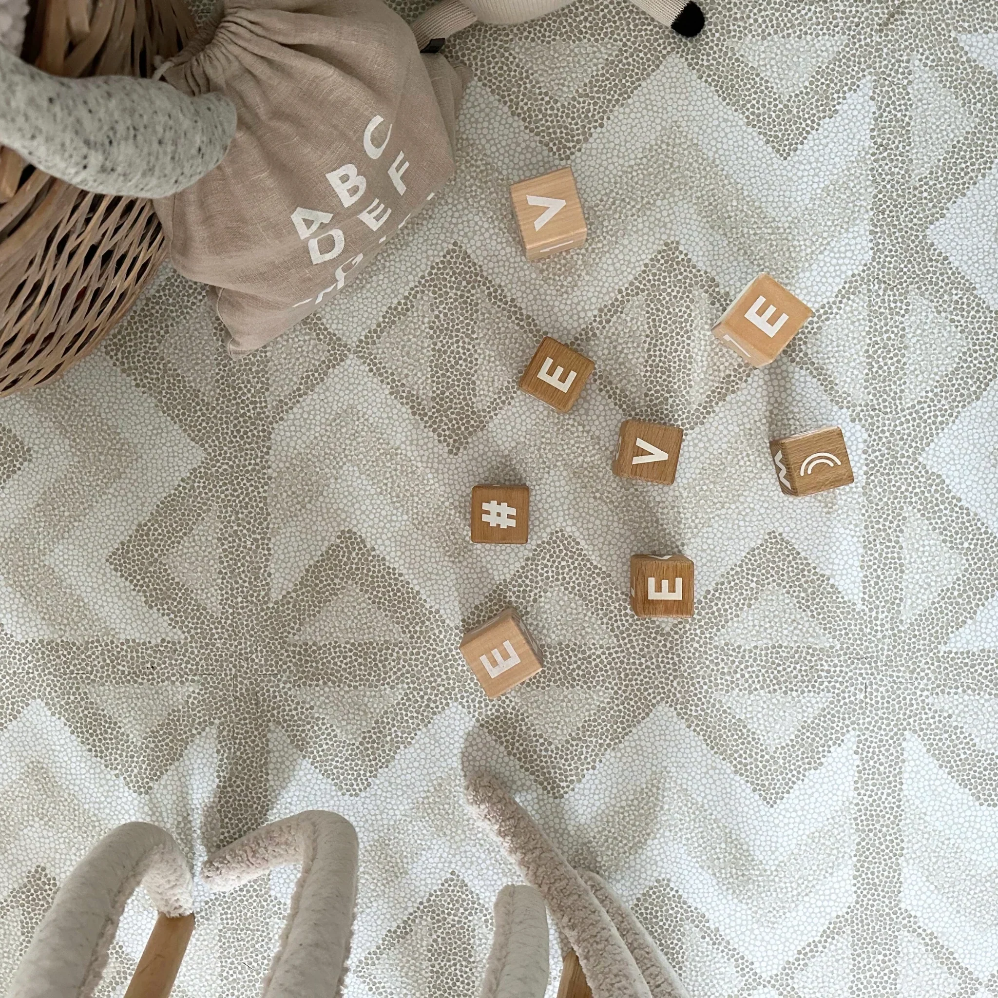 Eeveve Speeltapijt Foam Puzzel | Kilim Feather Grey - Image 3