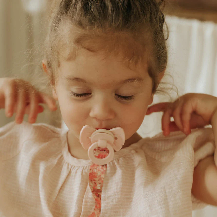 Elodie Details Fopspeen Silicone 0-6M | Misty Pink - Image 4