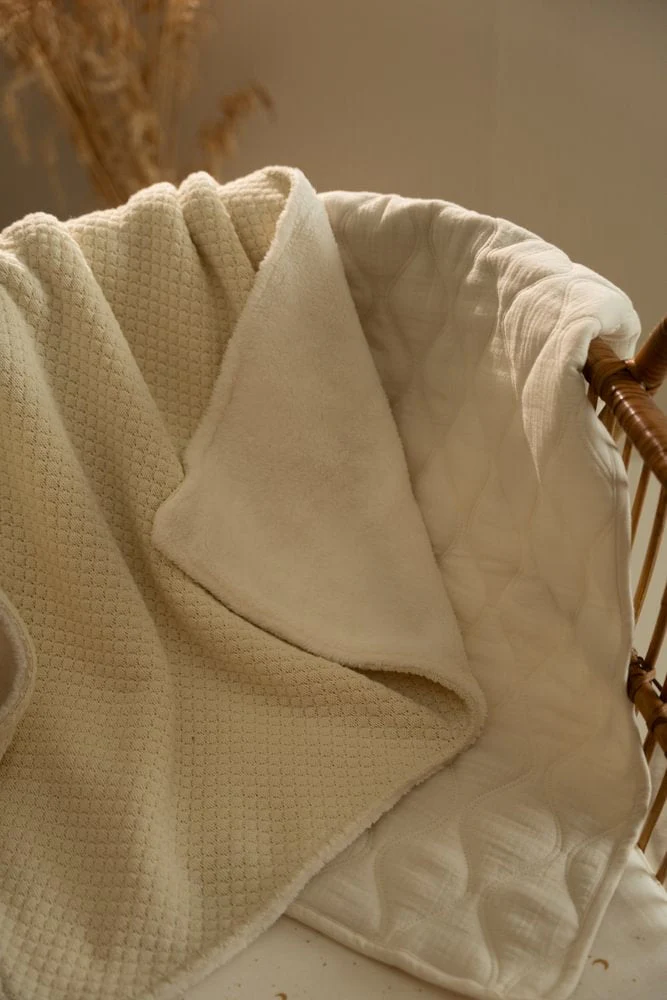 Little Dutch Ledikantdeken Quilted 110x140 | Pure Soft White - Image 4