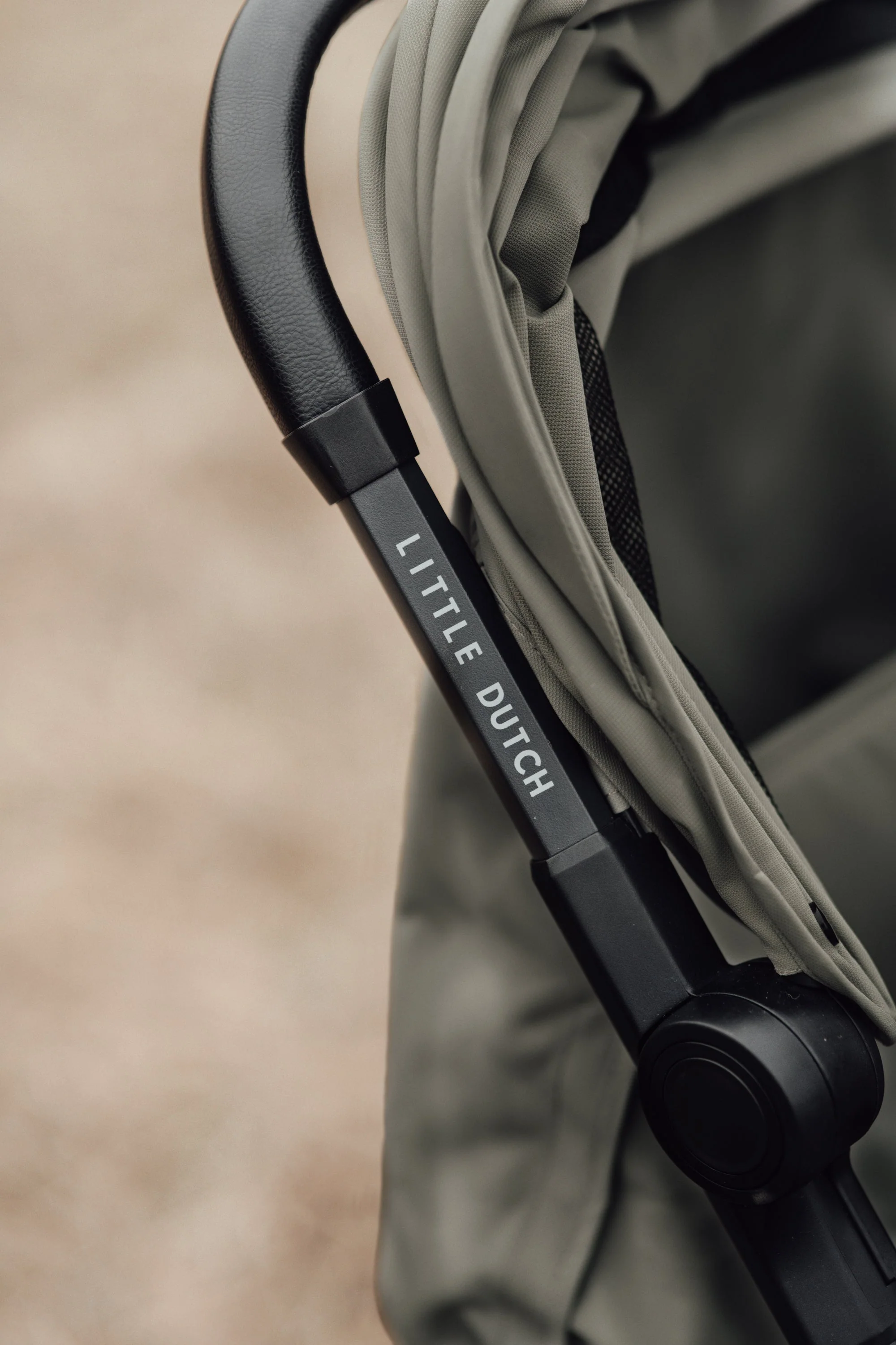 Little Dutch Plooibuggy Comfort | Olive - Image 9