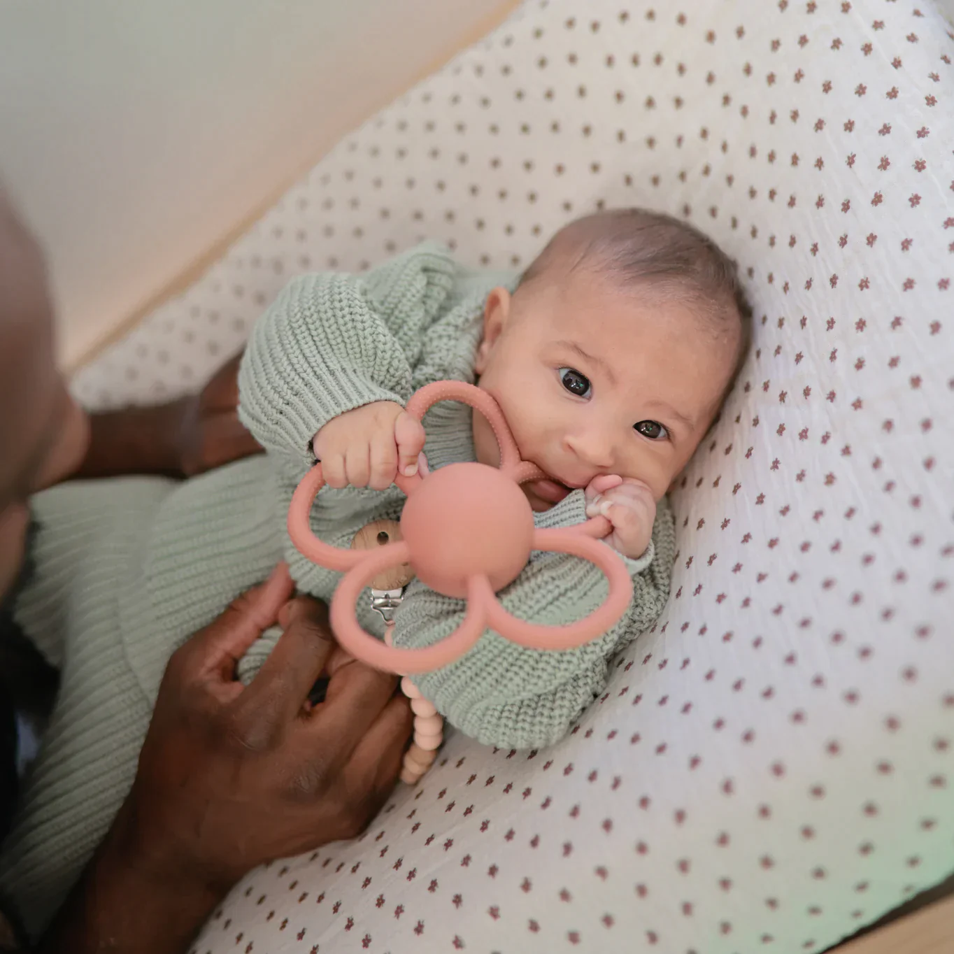 Mushie Silicone Baby Rattle Toy Rammelaar | Daisy - Image 5