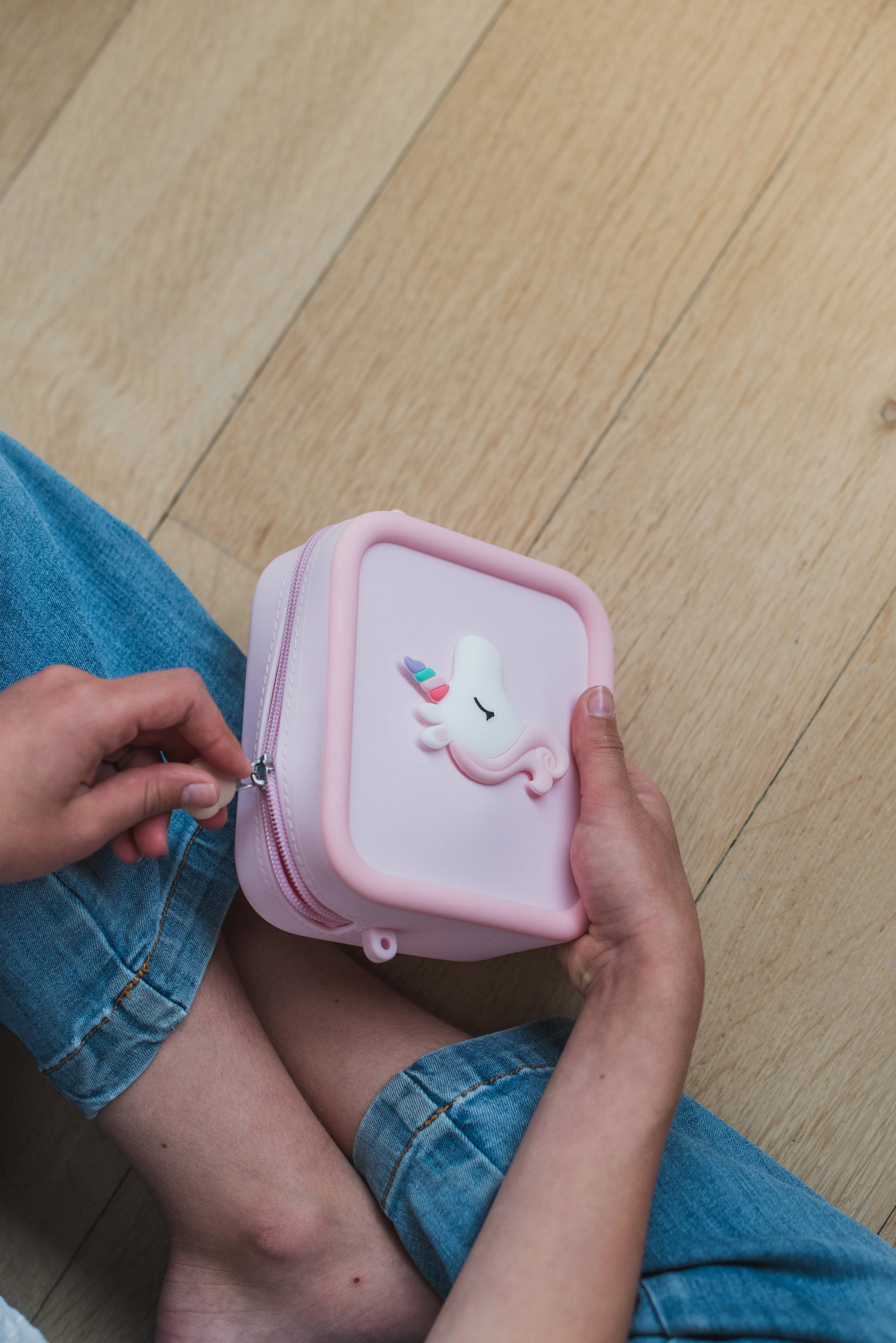 The Zoofamily Silicone Tasje | unicorn - Image 8