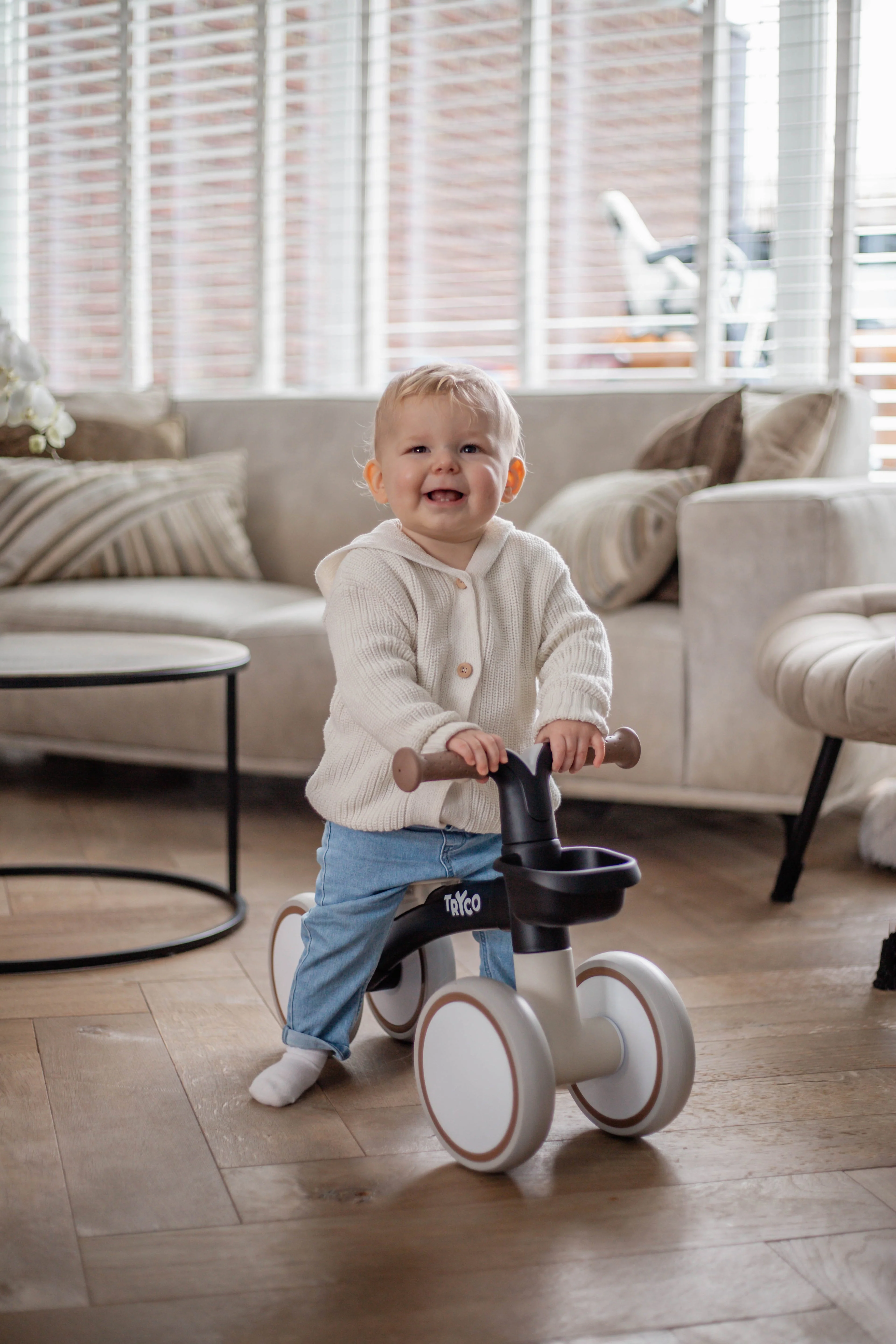 Tryco Loopfiets First Bike Luna | Black - Image 4