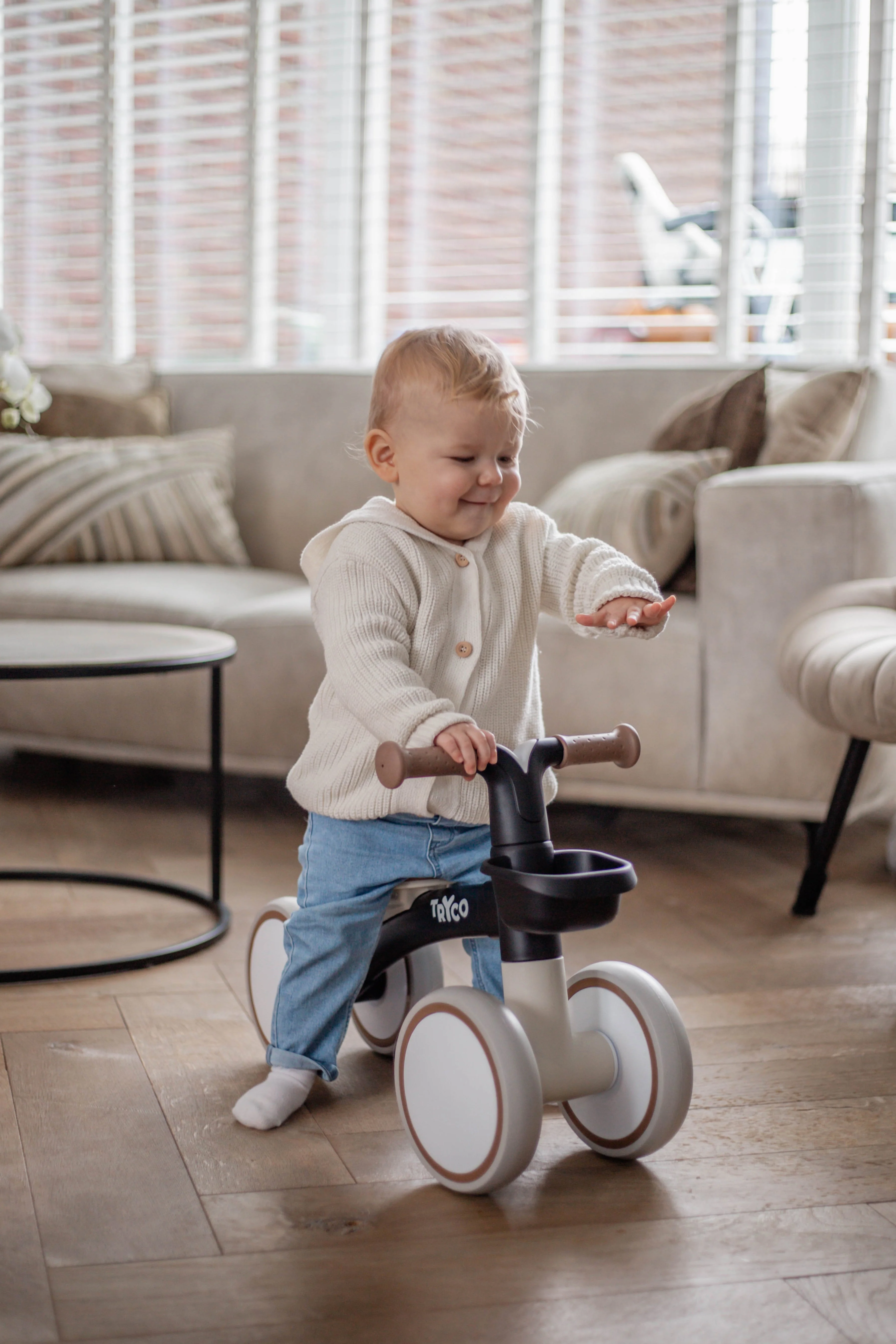 Tryco Loopfiets First Bike Luna | Black - Image 6